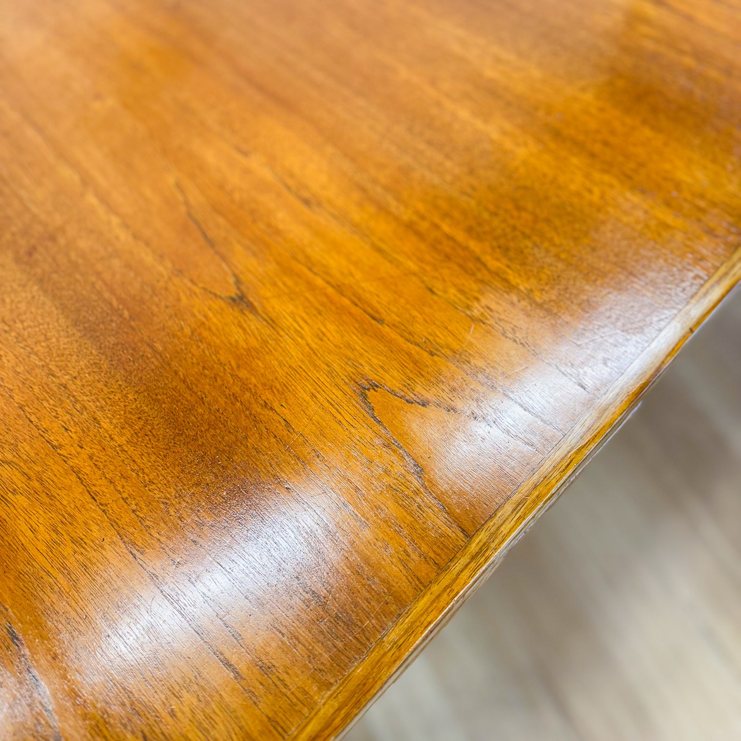 Mid century Extension two leaf dining table