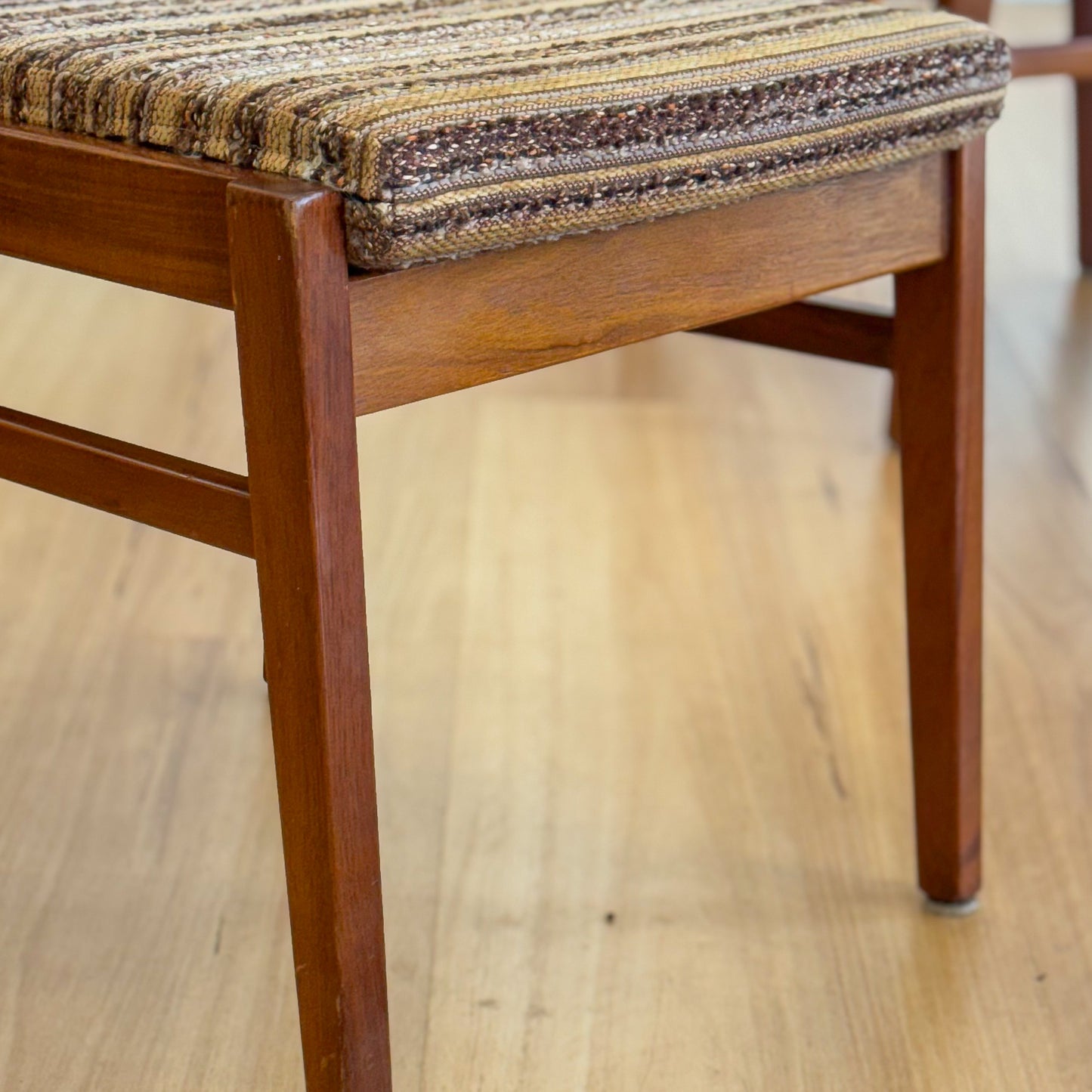 Set of four Avalon Furniture dining chairs