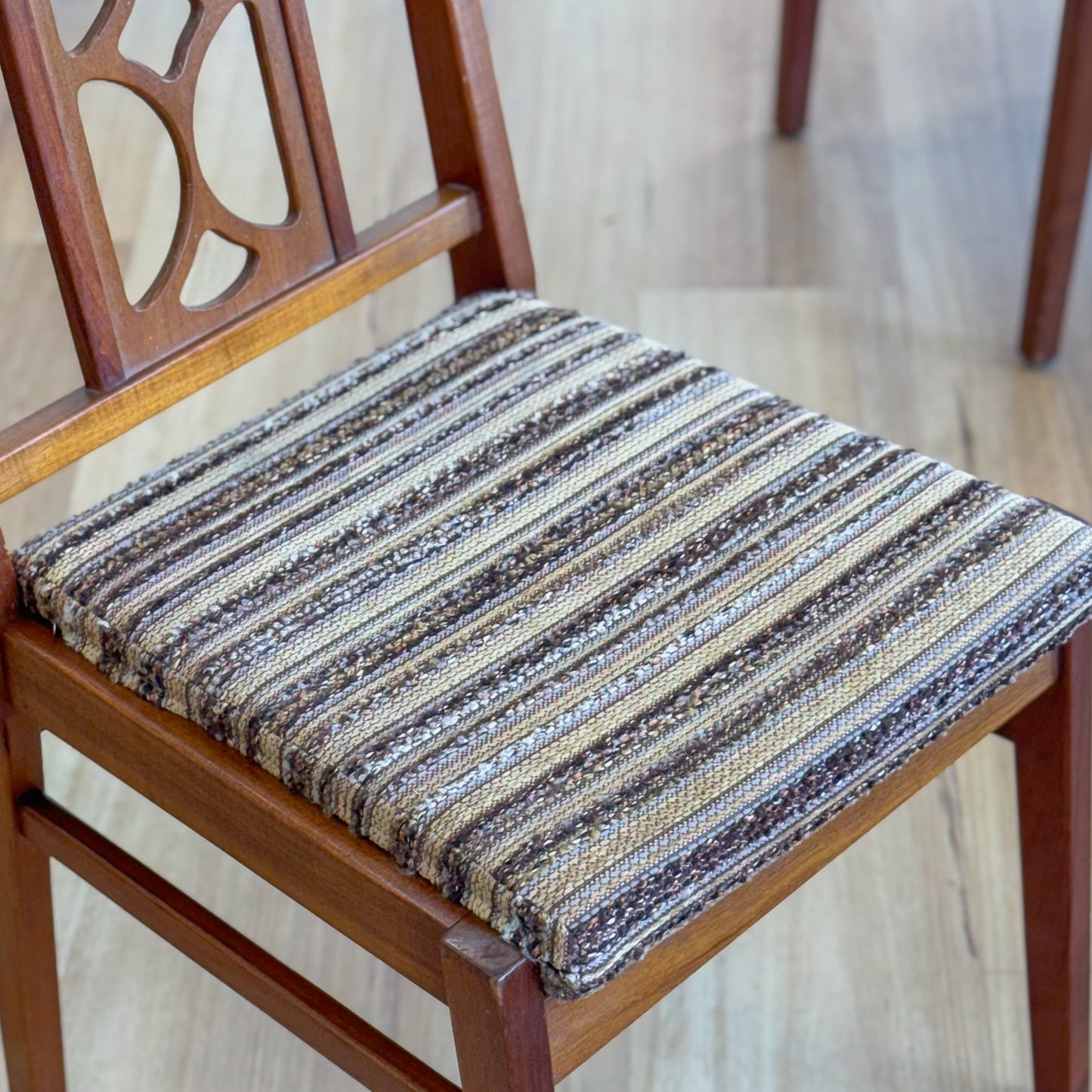 Set of four Avalon Furniture dining chairs