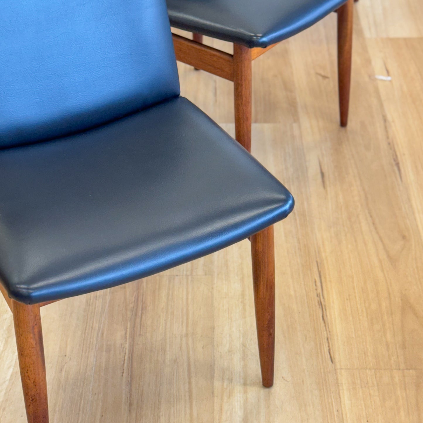 Set of 6 PARKER SLAPBACK 'BALLARAT CHAIRS'