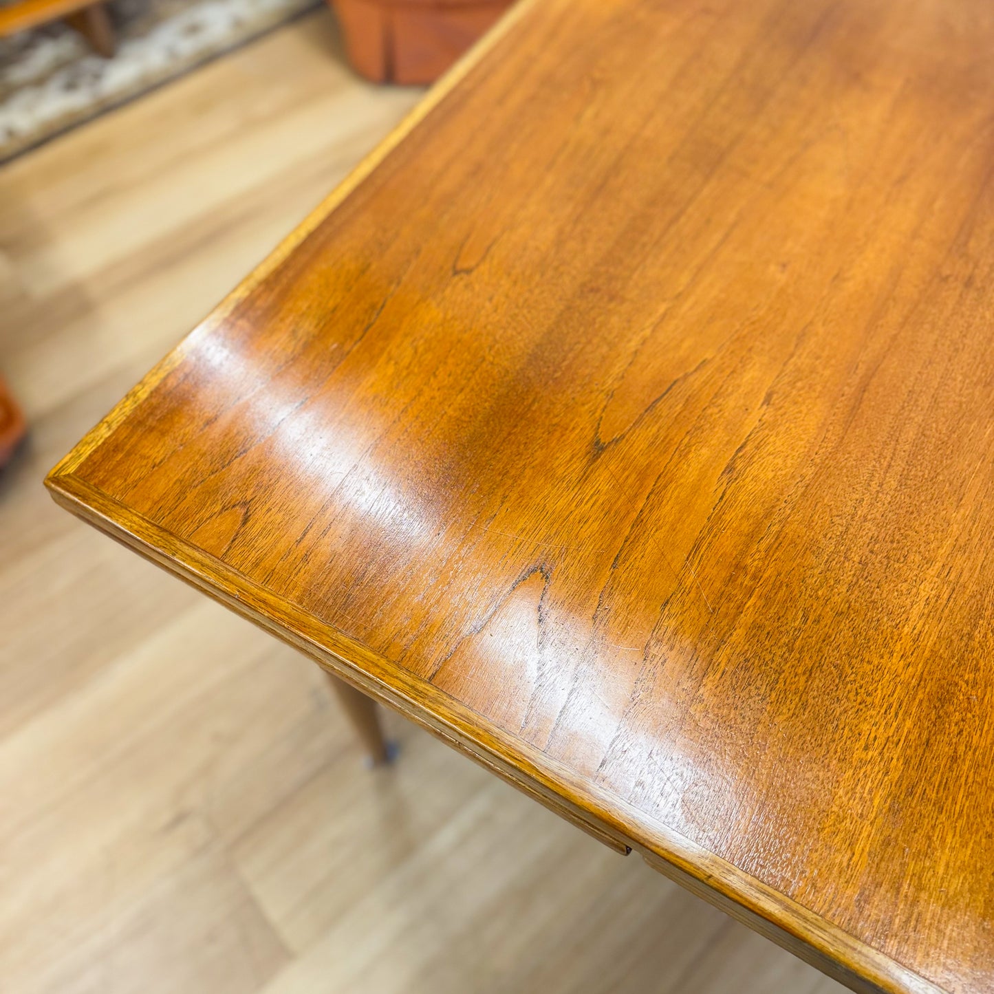 Mid century Extension two leaf dining table
