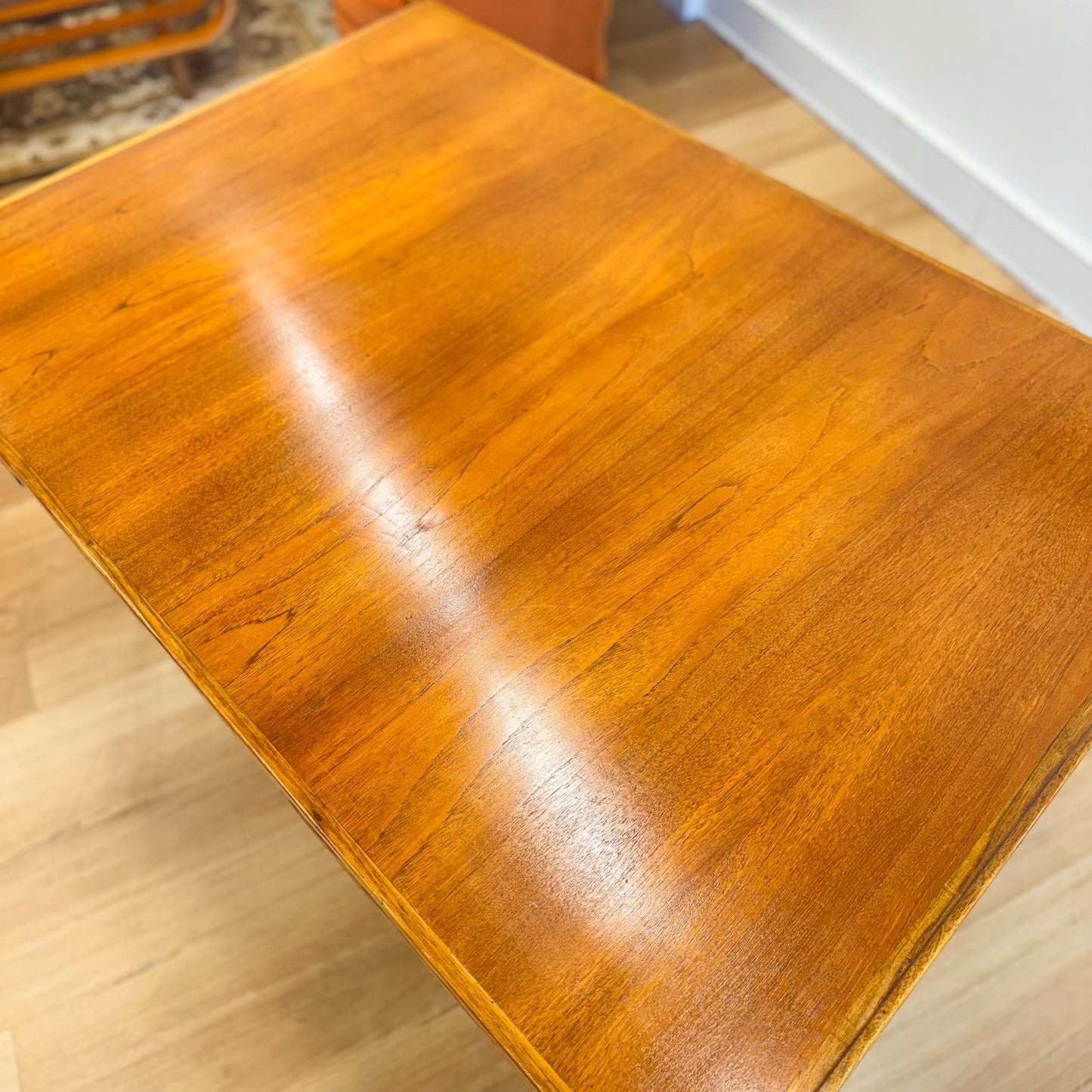 Mid century Extension two leaf dining table