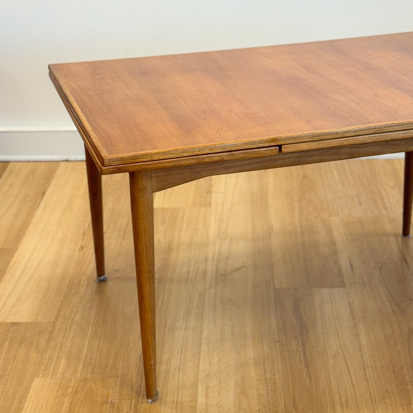 Mid century Extension two leaf dining table