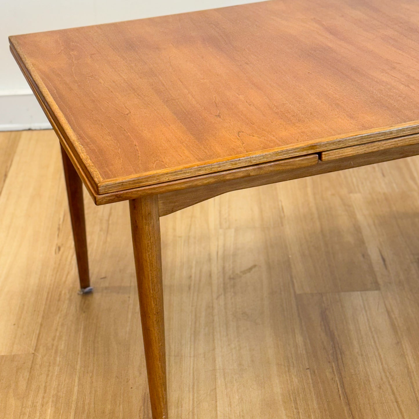 Mid century Extension two leaf dining table