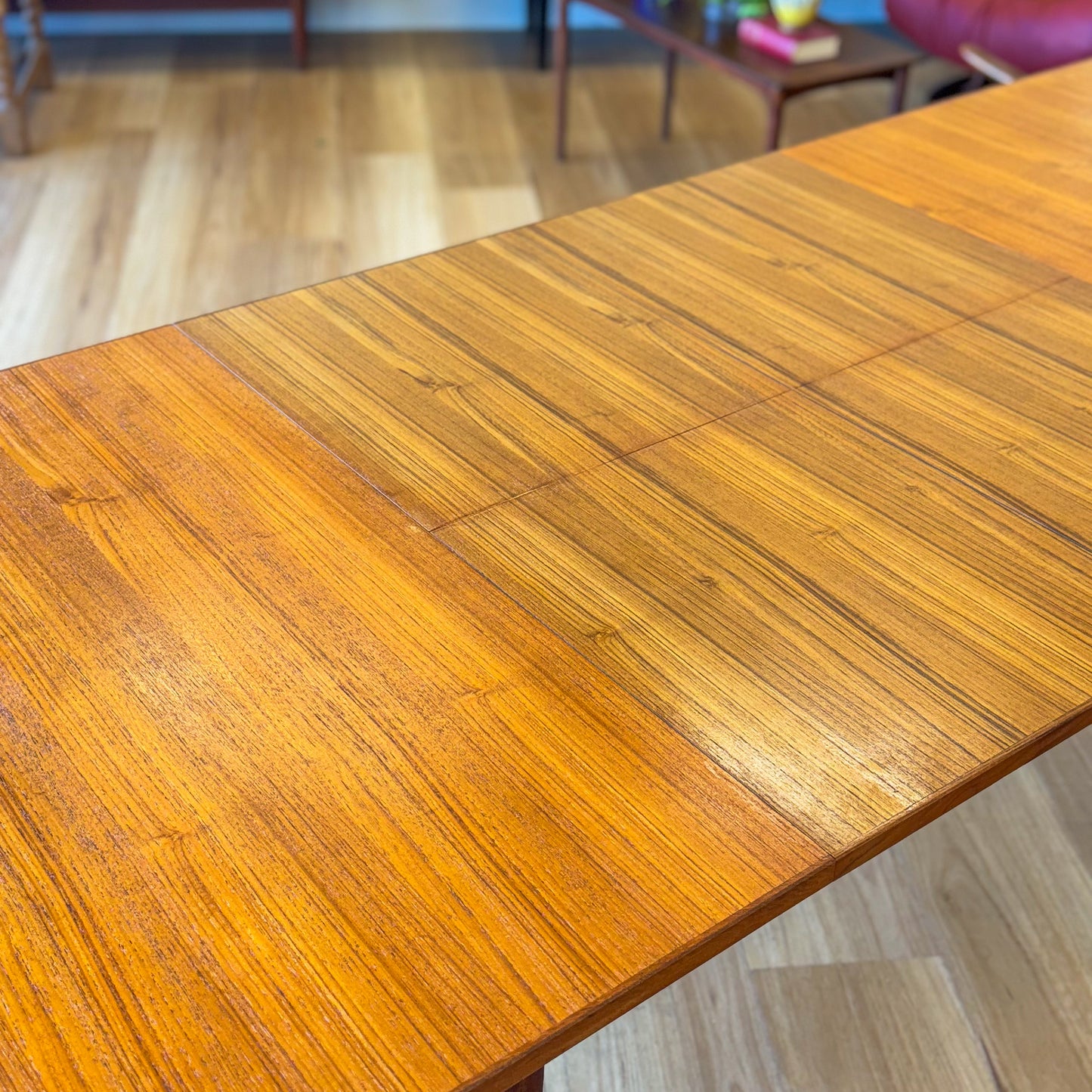 Chiswell 1965 double extension dining table