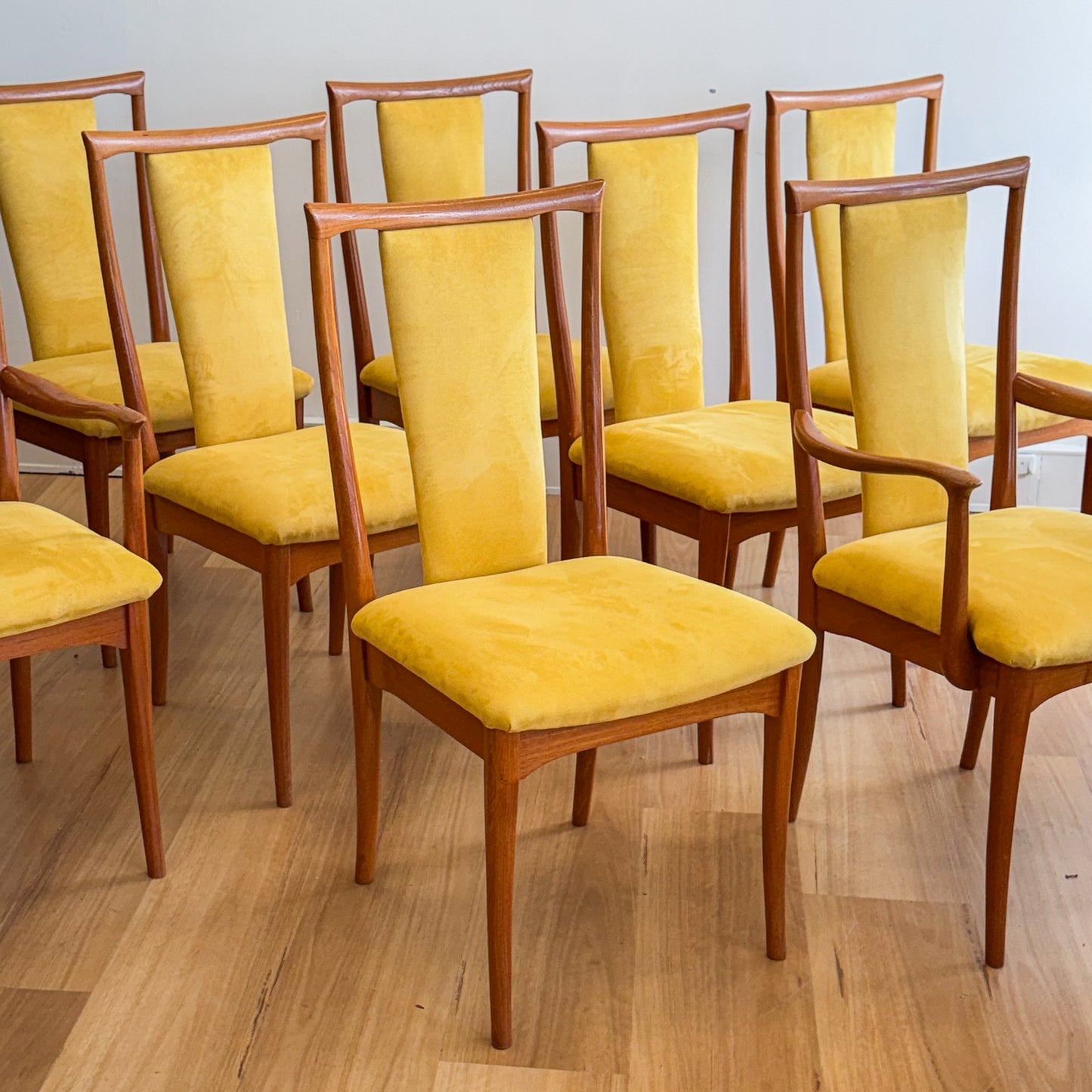 Set of 8 Parker Dining chairs including two carvers