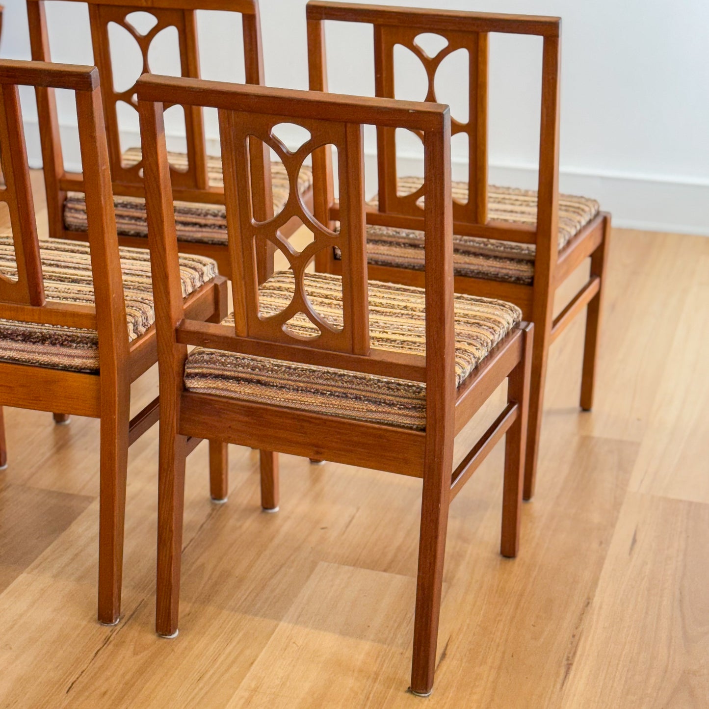 Set of four Avalon Furniture dining chairs