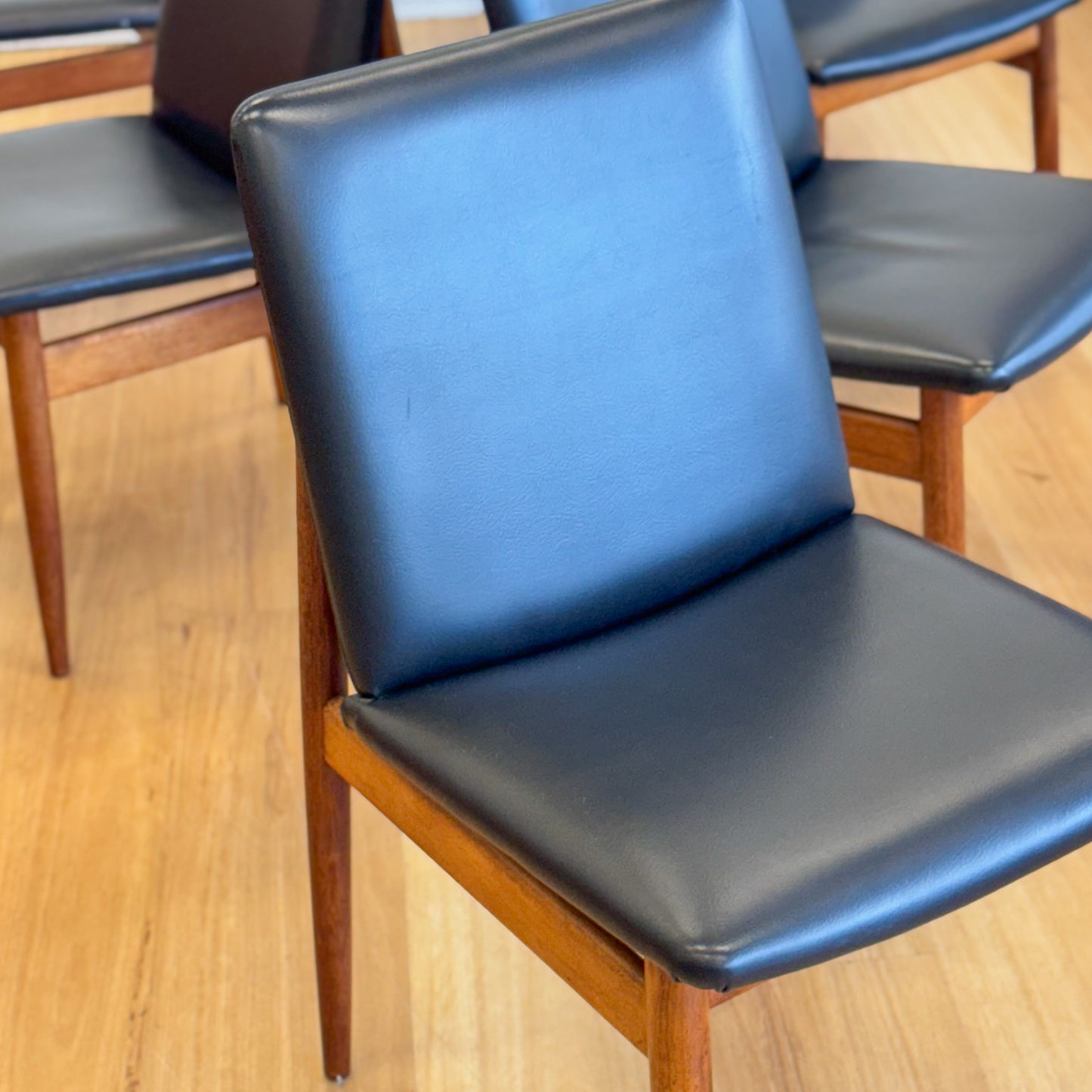 Set of 6 PARKER SLAPBACK 'BALLARAT CHAIRS'