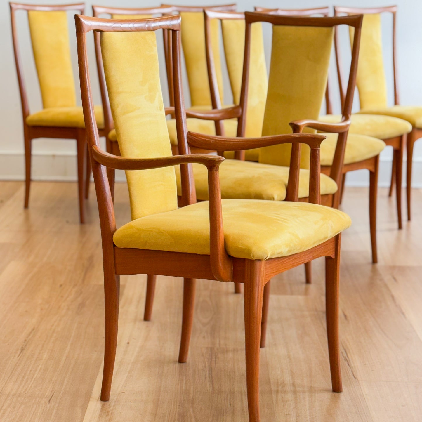Set of 8 Parker Dining chairs including two carvers
