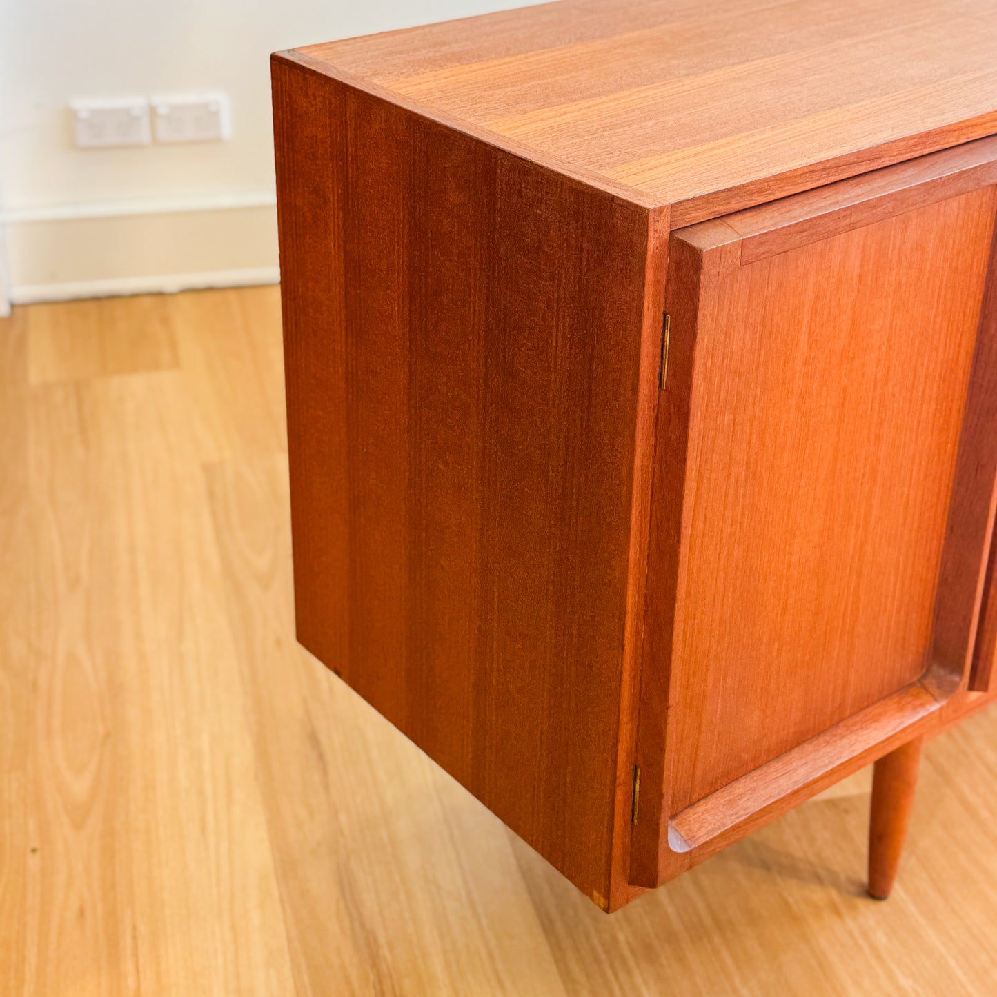 Refinished Chiswell 1970s ‘Koben’ 5 door sideboard
