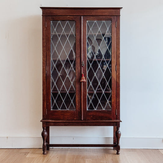 1930s oak & leadlight two-door bookcase