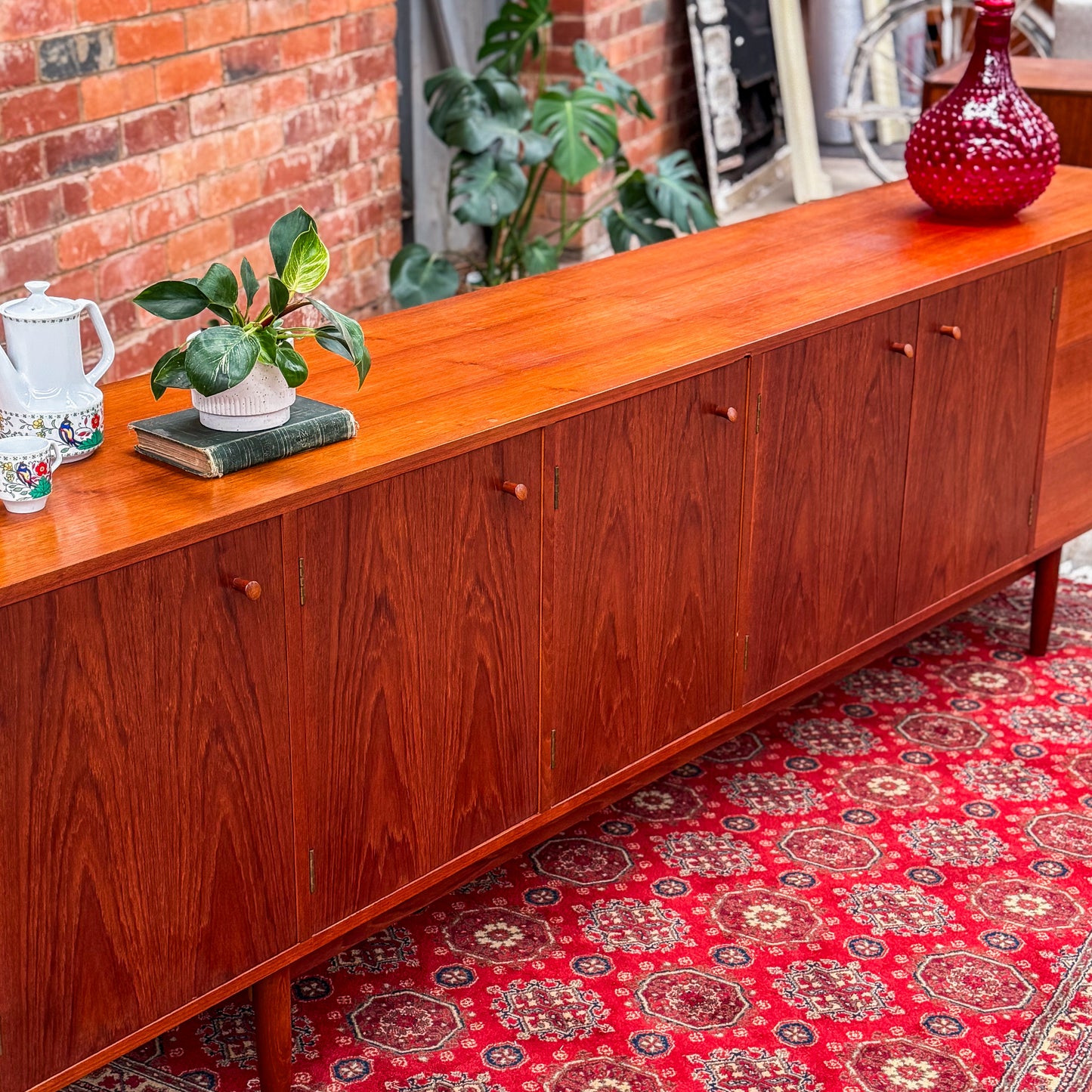 Extra long mid century 1960s rare Chiswell sideboard