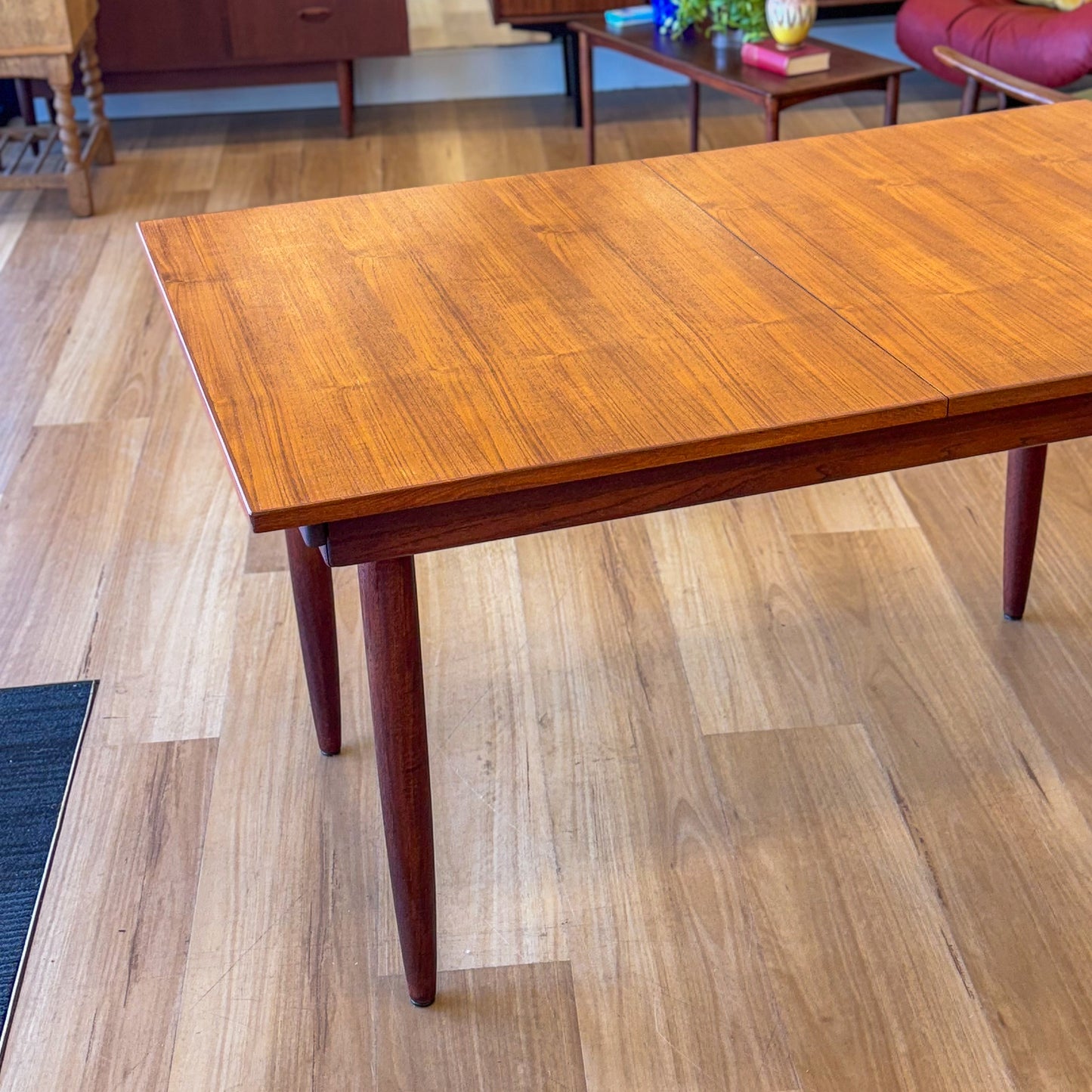 Chiswell 1965 double extension dining table