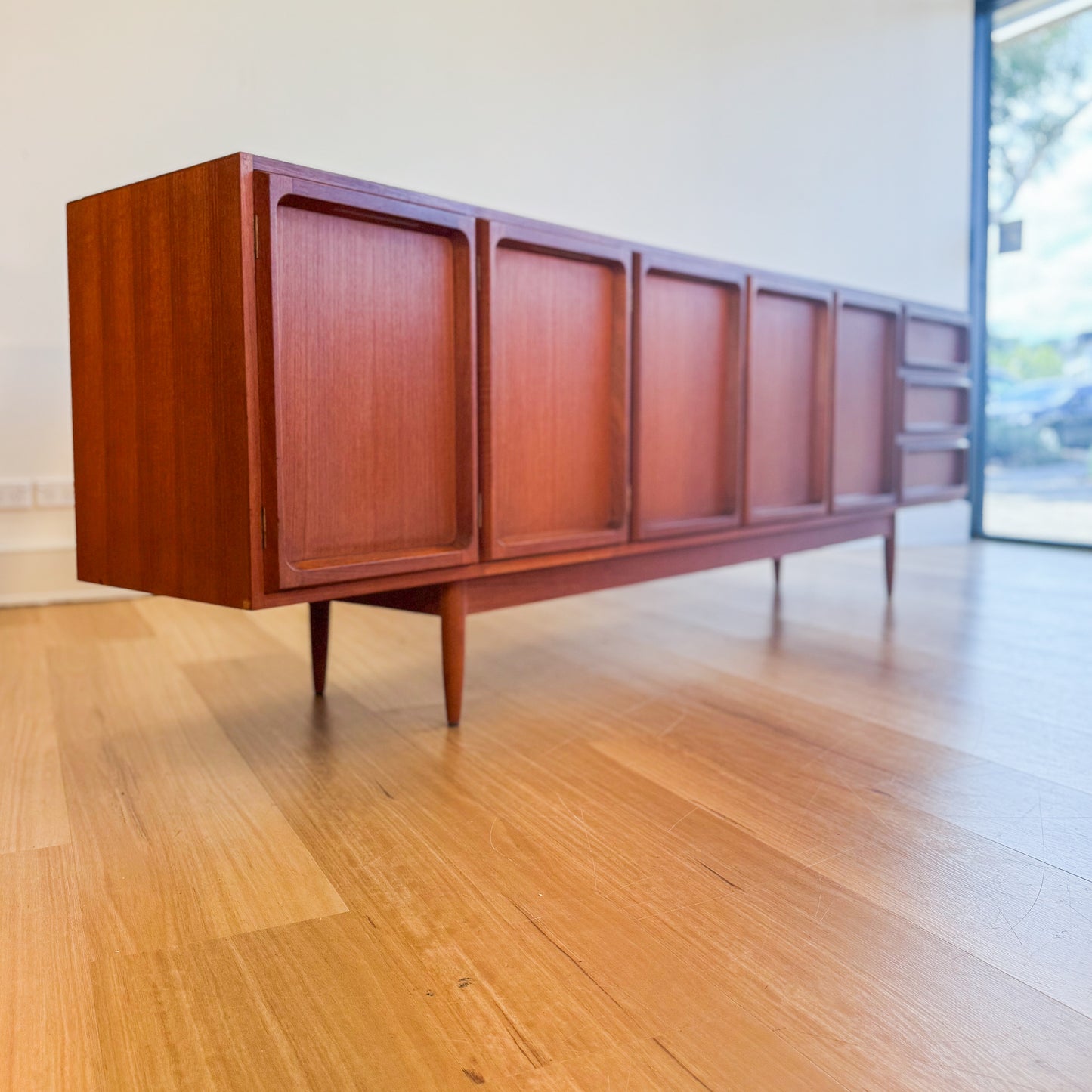 Refinished Chiswell 1970s ‘Koben’ 5 door sideboard