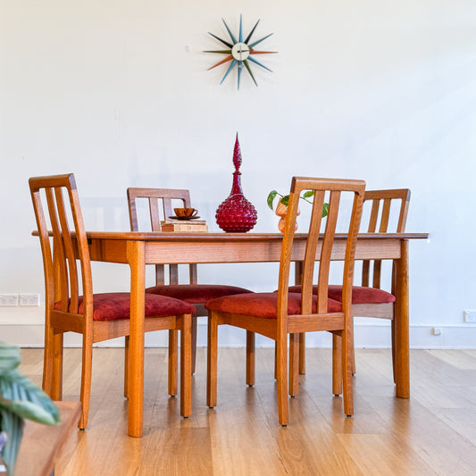 Five piece solid oak modern Chiswell extension dining setting