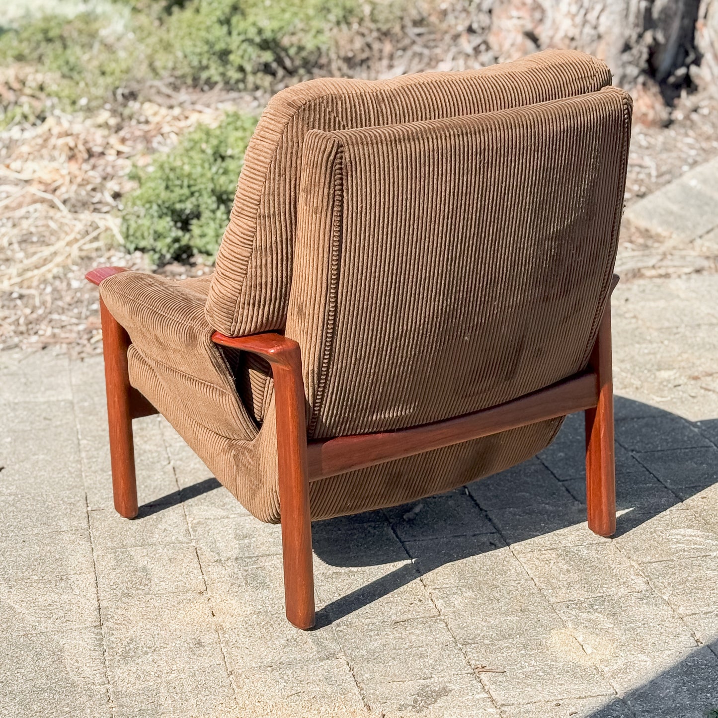 Tessa T21 original brown corduroy armchair