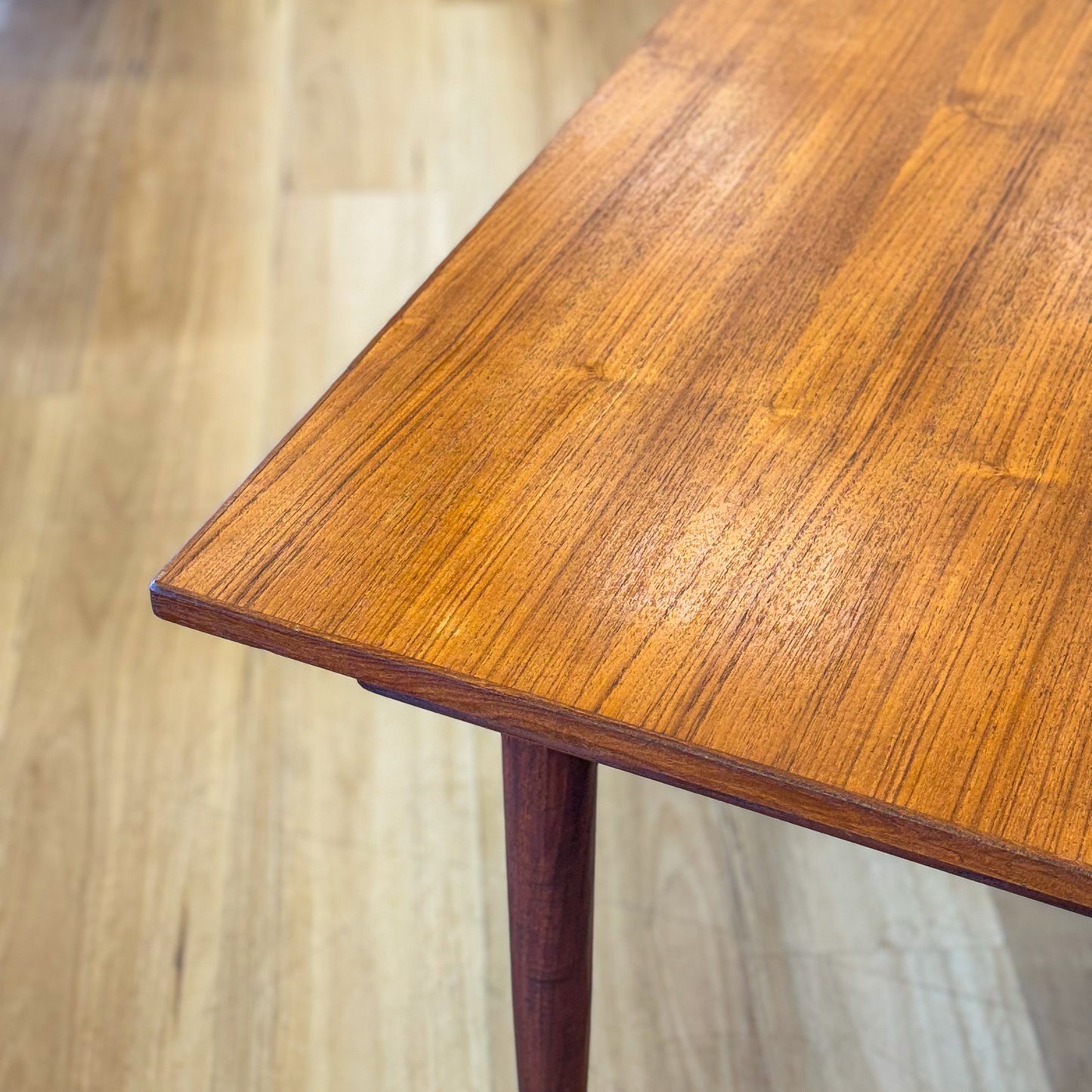 Chiswell 1965 double extension dining table
