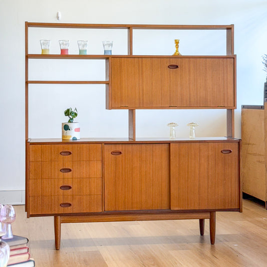 Elite furniture room divider