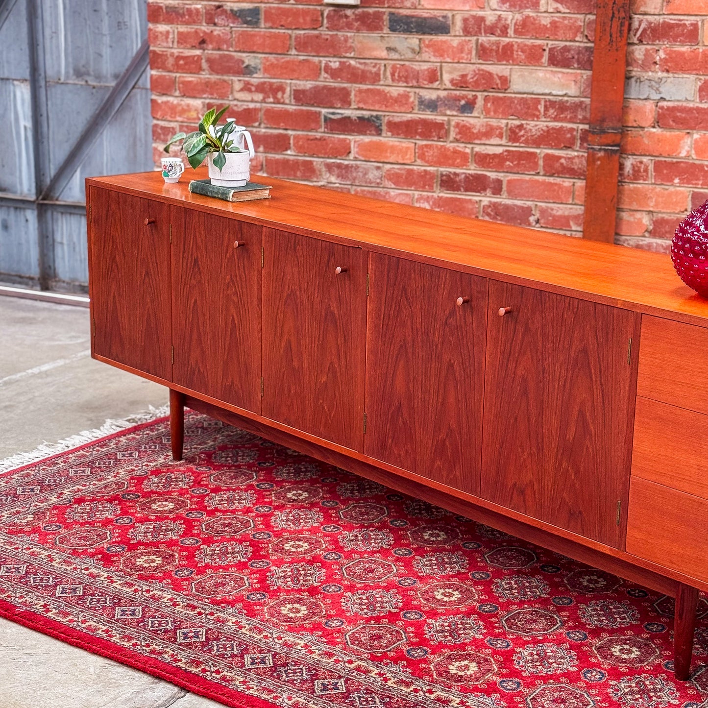 Extra long mid century 1960s rare Chiswell sideboard
