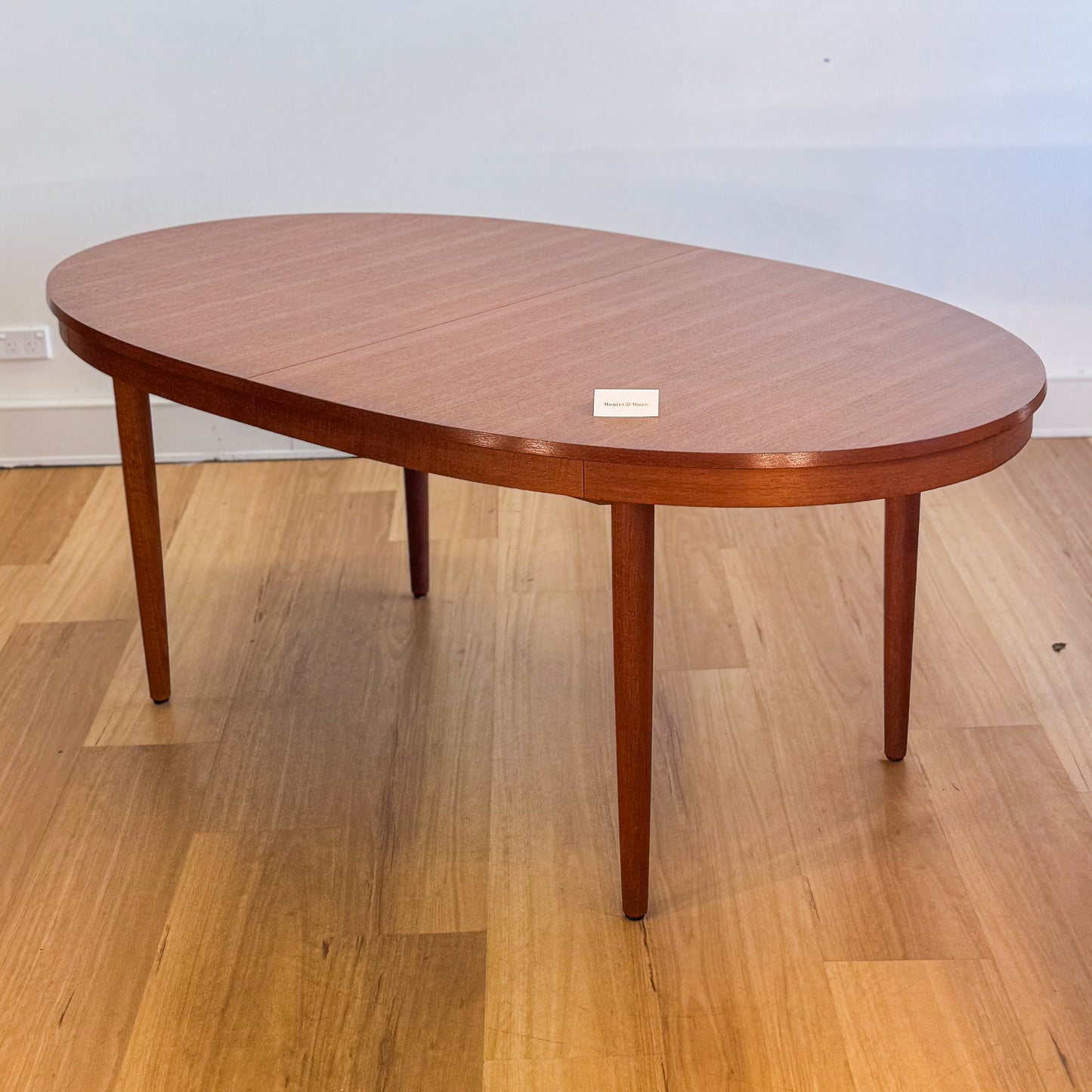 Chiswell 1972 vintage extension 6-8 seater dining table