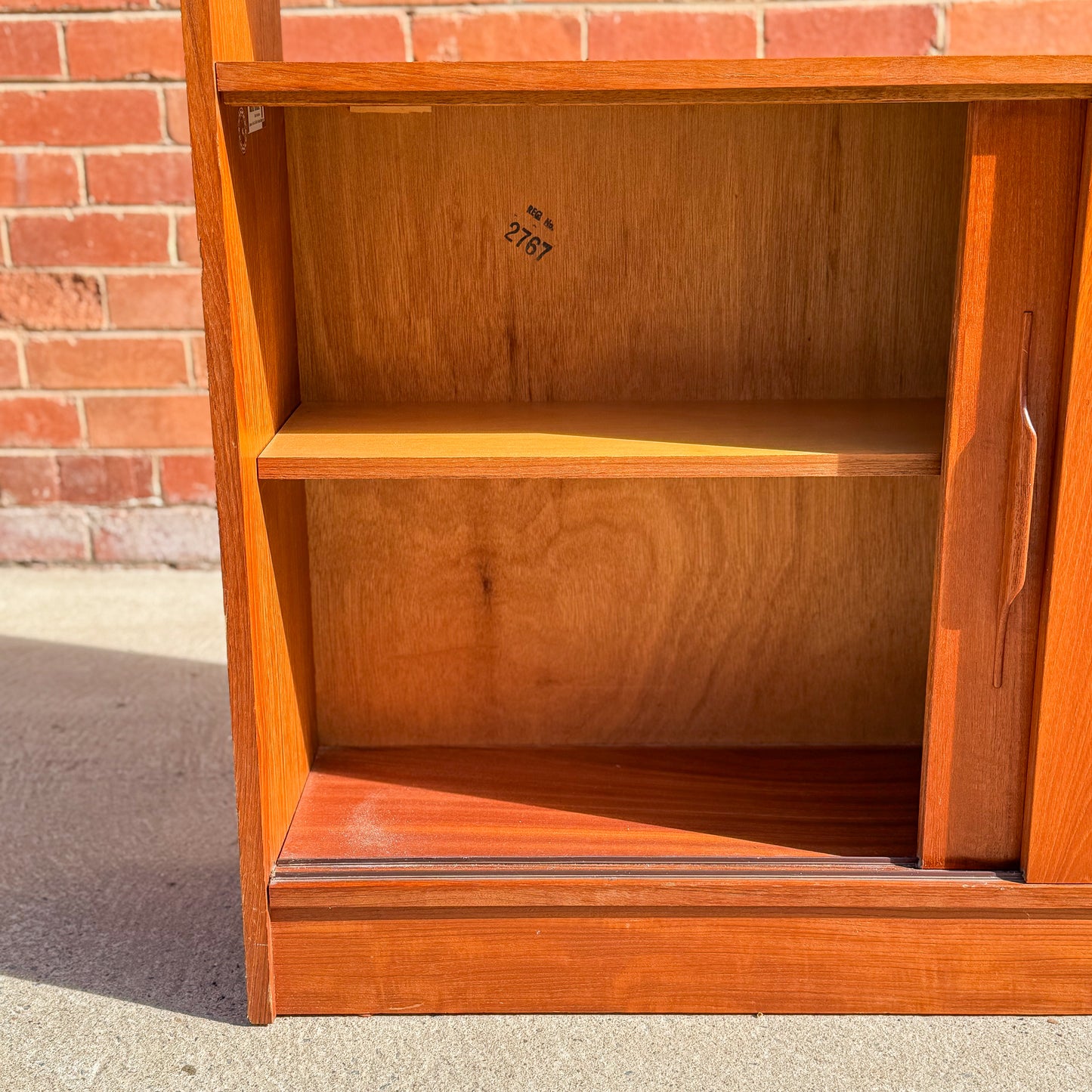 Macrob Furniture Room divider