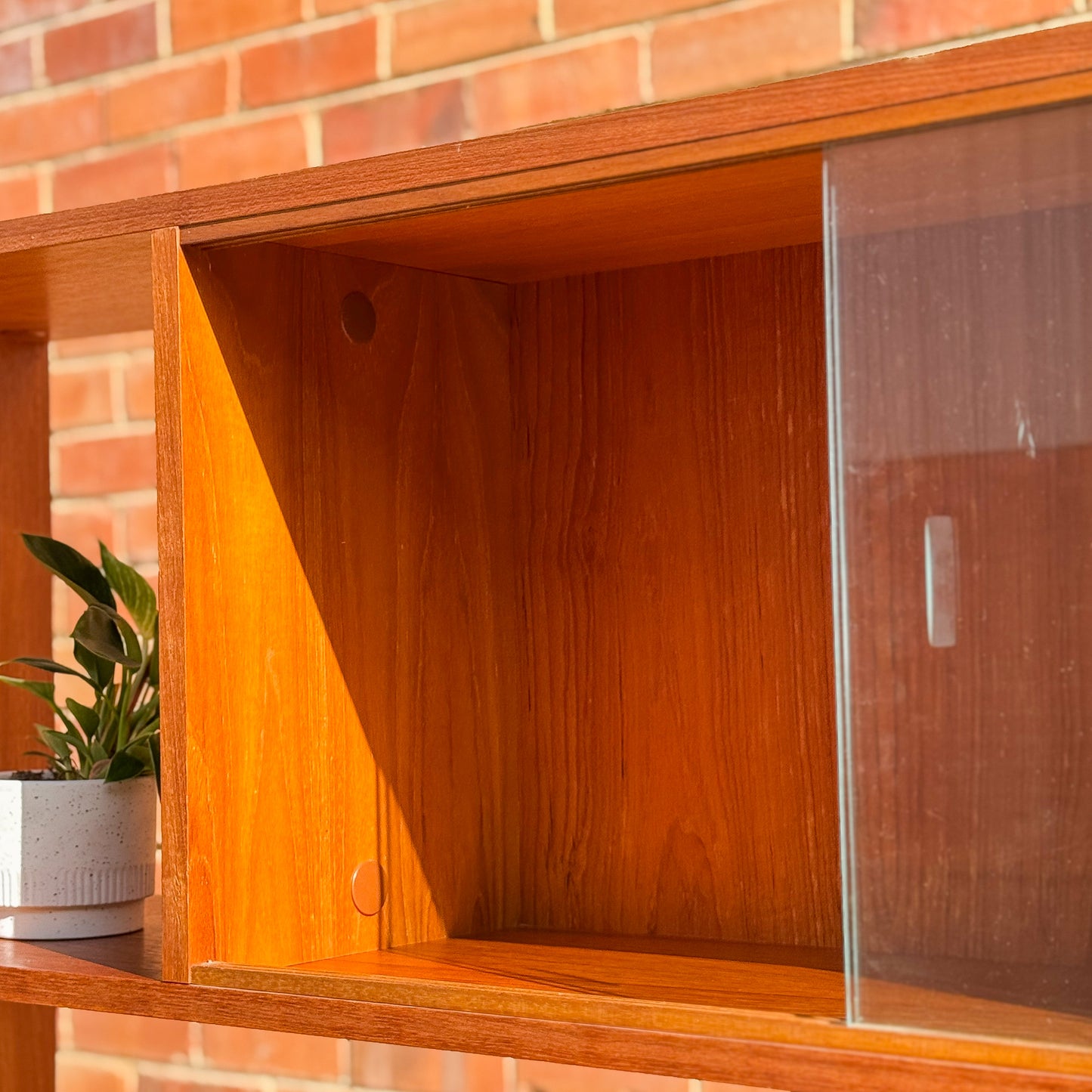 Macrob Furniture Room divider