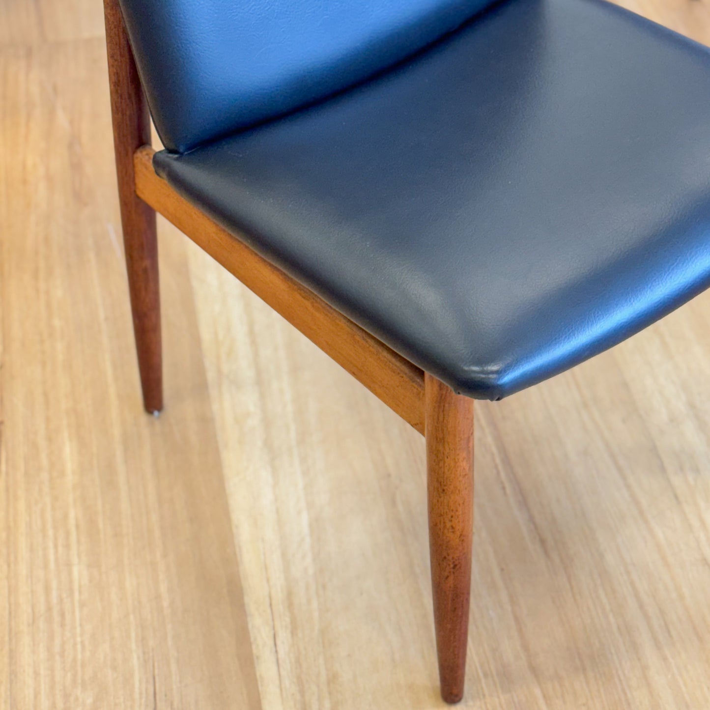 Set of 6 PARKER SLAPBACK 'BALLARAT CHAIRS'